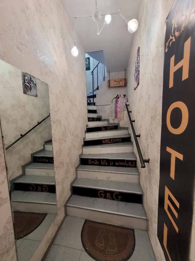 Hotel G&G ティビリシ エクステリア 写真