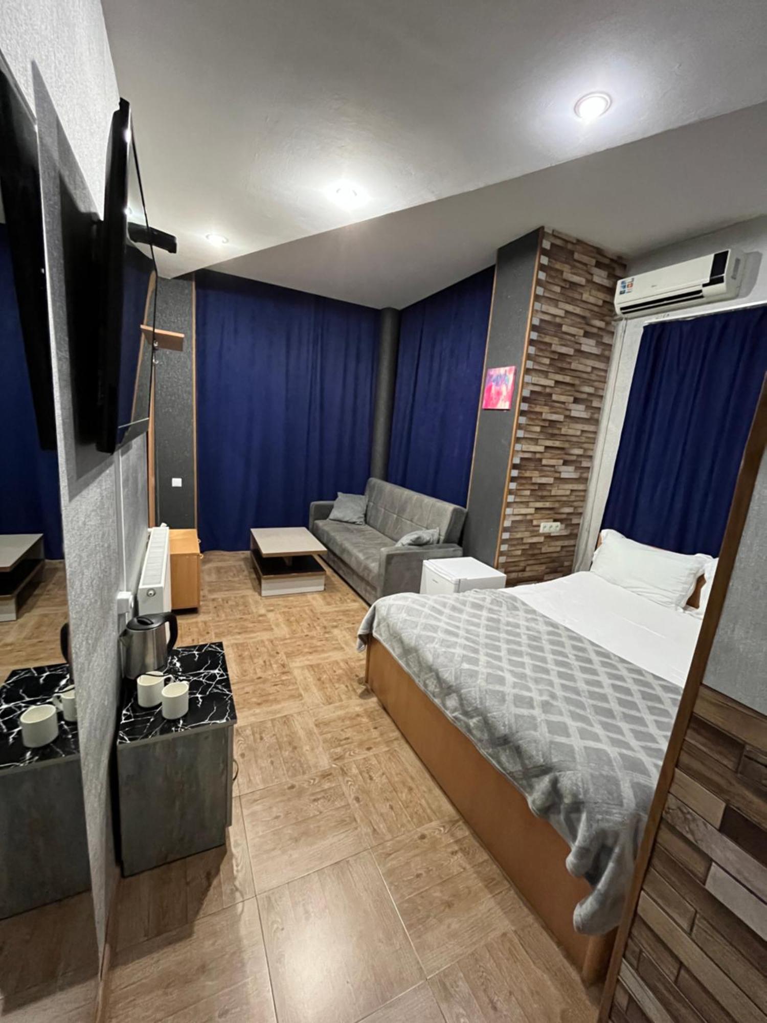 Hotel G&G ティビリシ エクステリア 写真