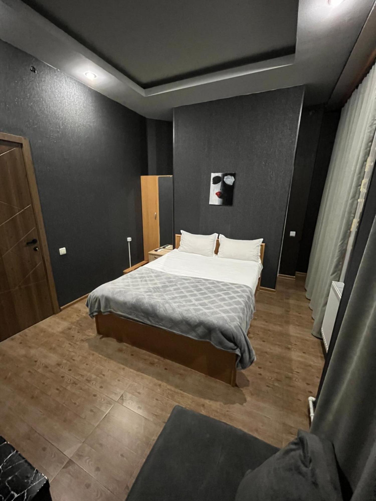 Hotel G&G ティビリシ エクステリア 写真