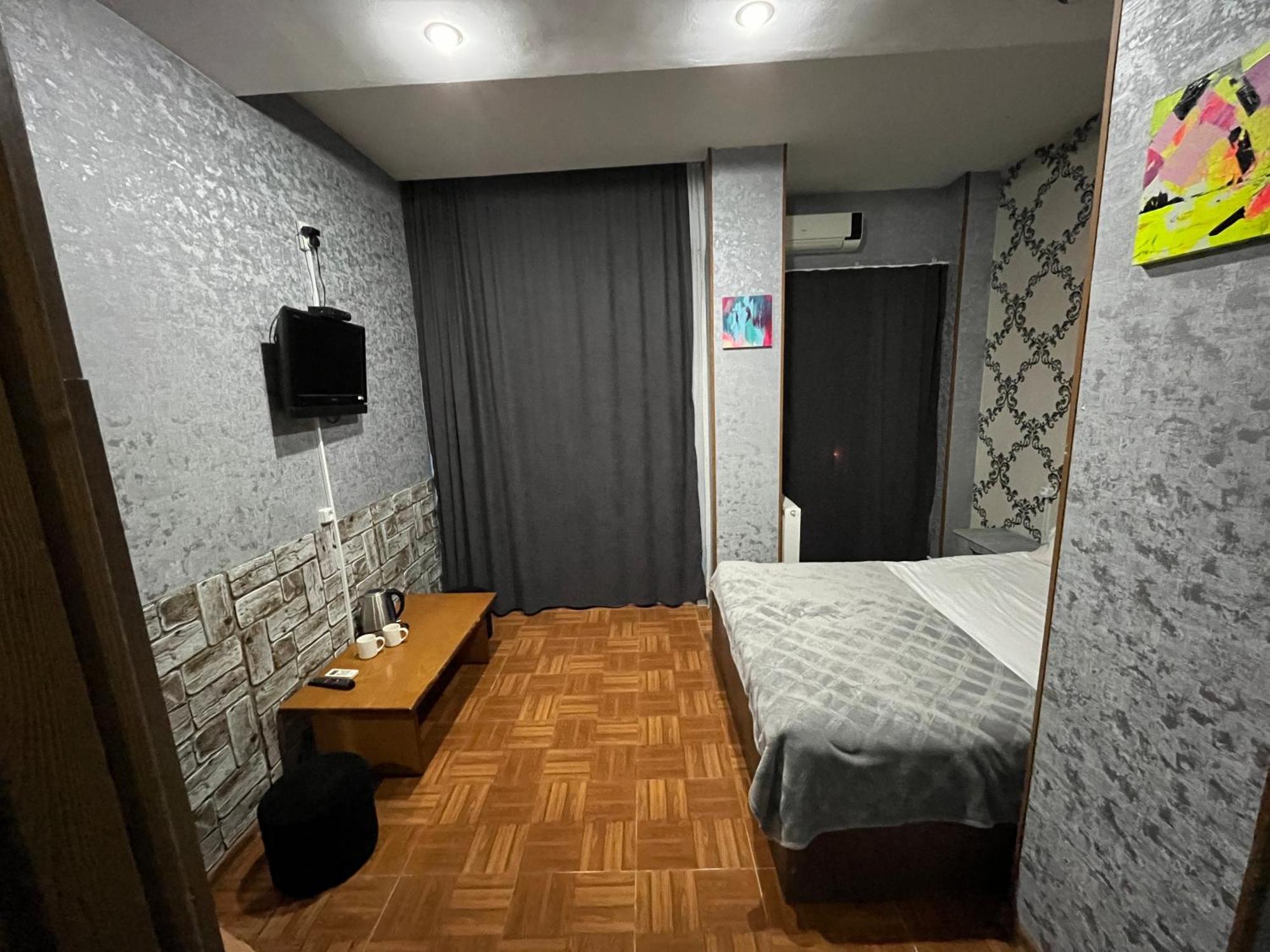 Hotel G&G ティビリシ エクステリア 写真